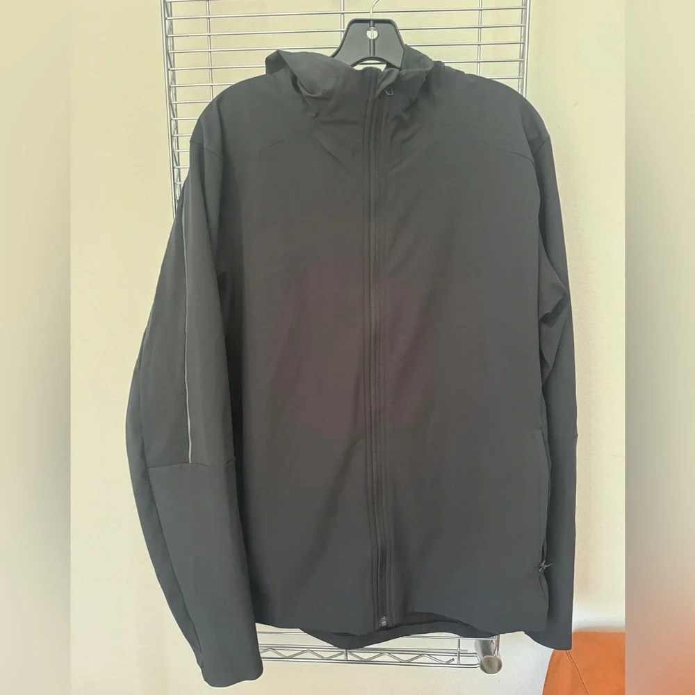 LULULEMON Men's Black Jacket - Picture 3 of 5